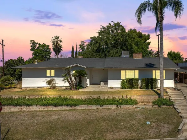 1800 Country Club Dr, Bakersfield, CA 93306