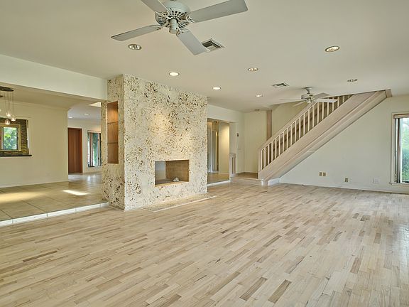 5th image of 2406 Aqua Vista Blvd