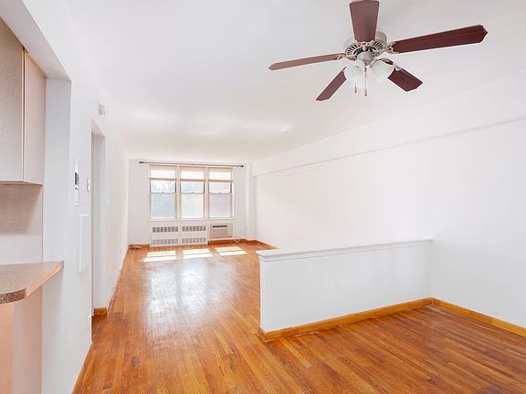3rd image of 855 E 7th St APT 6G