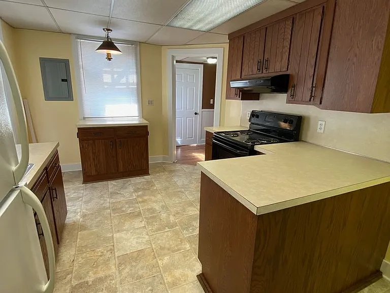 544 S 9th St #8 — Photo 16