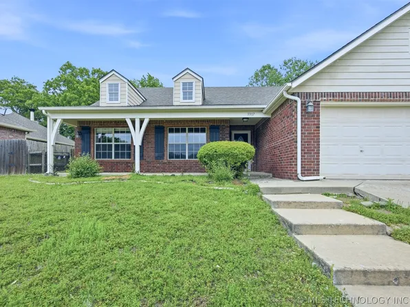 3917 S 74th Ave W, Tulsa, OK 74107