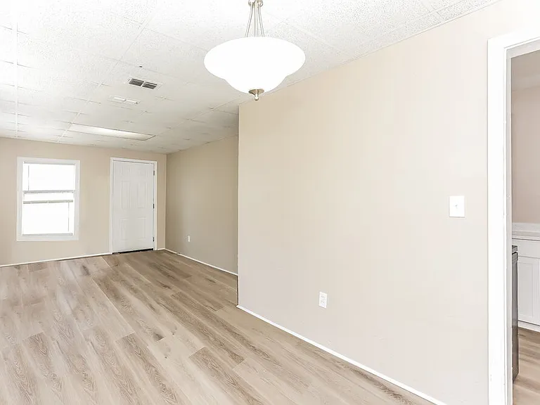 5129 Appleton Ave — Photo 6