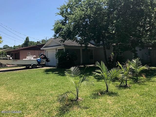 2nd image of 806 Magnolia Ave