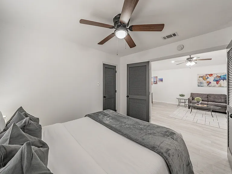 8901 Thompson Cir — Photo 10