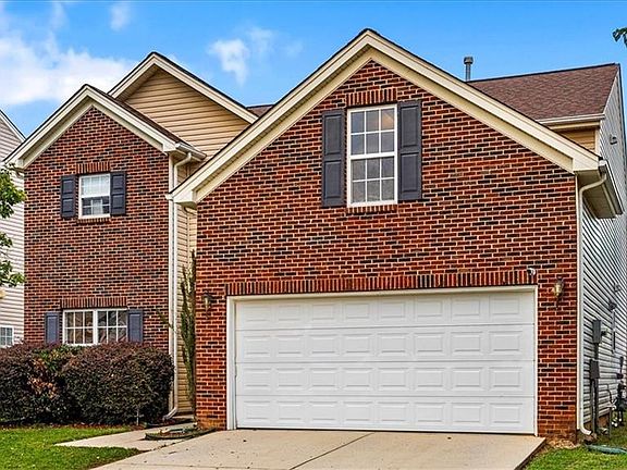 2nd image of 4413 Gray Wolf Way
