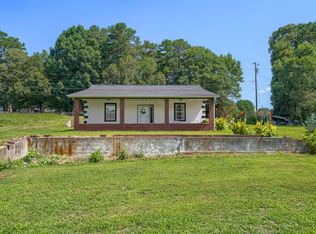 5765 Crow Dr, Cumming, GA 30041