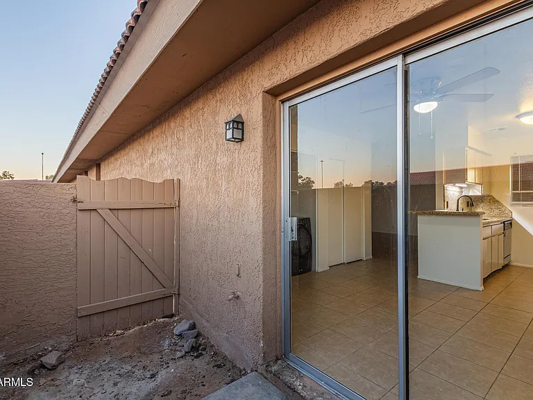 511 W Blackhawk Dr #4 — Photo 30