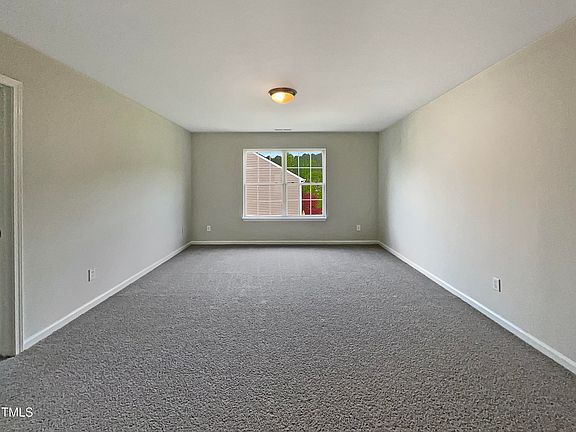 5th image of 6 Heatherford Ct
