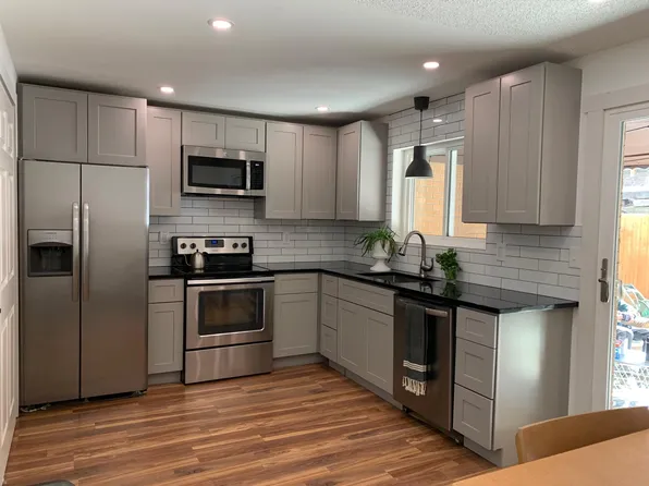 9460 W 56th Pl, Arvada, CO 80002