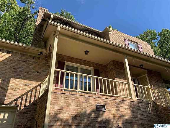 2nd image of 1317 Joshua Dr SE