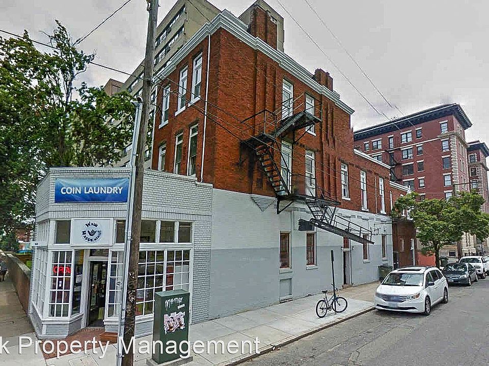 1st image of 511 N Ryland St APT 3