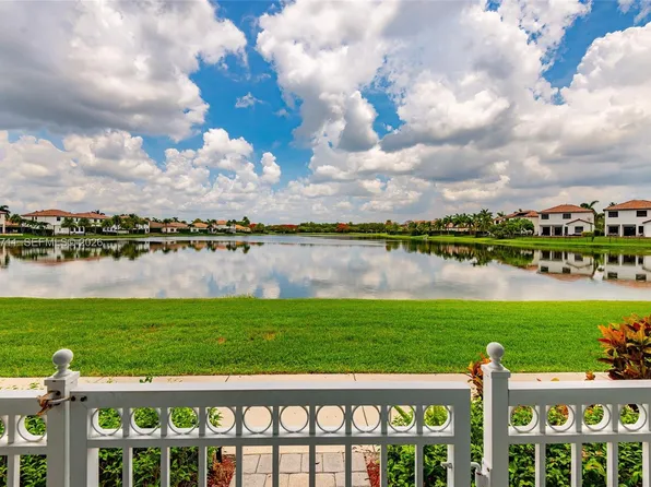 3061 Tortola Way, Cooper City, FL 33024