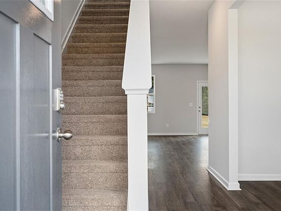 3rd image of 631 Great Salt Ln