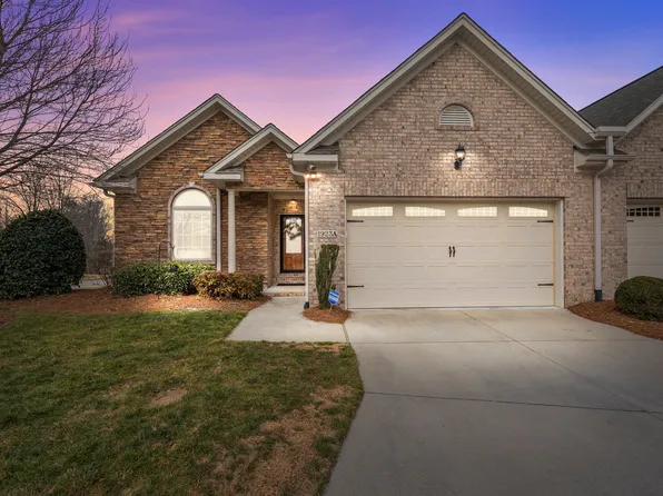 1923 A Strathmore Dr, Greensboro, NC 27410