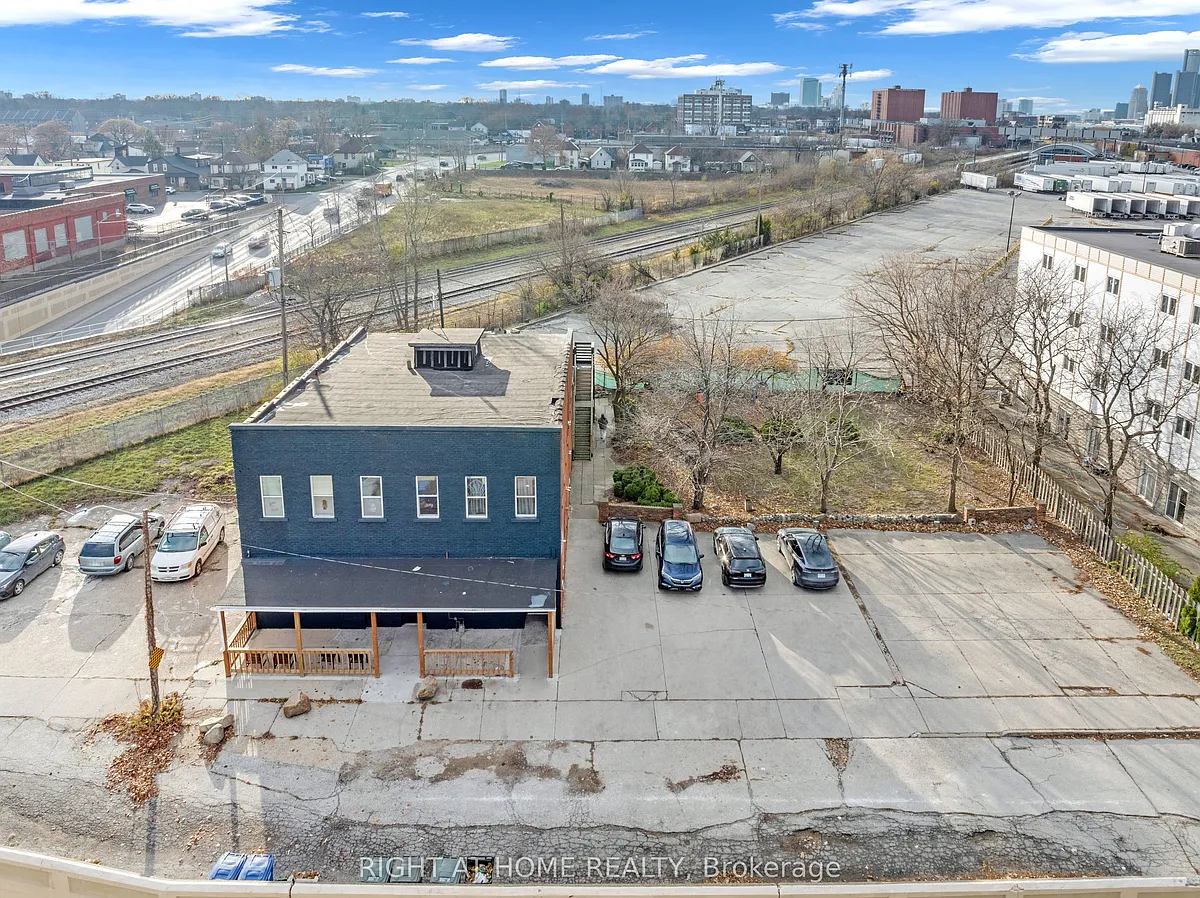 Building Photo - 279 Drouillard Rd #2