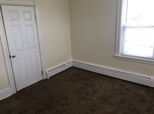 272 School St #2, Webster, MA 01570