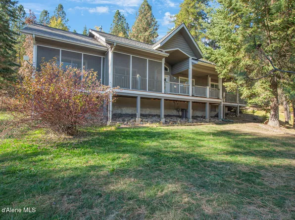 1157 Elm Dr, Saint Maries, ID 83861