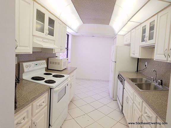 4th image of 8201 Byron Ave APT 506A