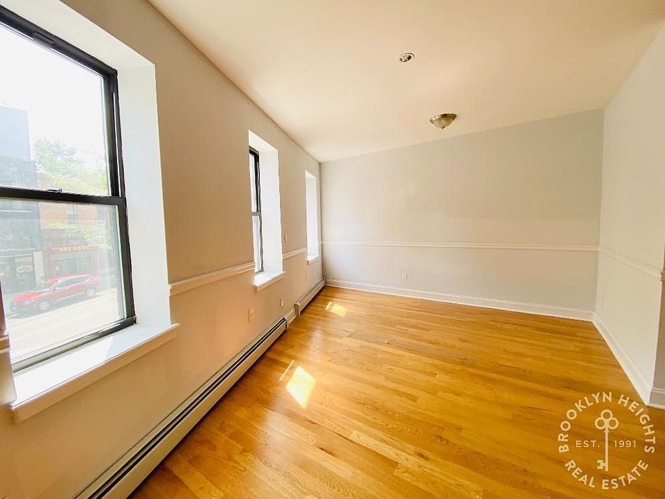 1st image of 620 Washington Ave #2A