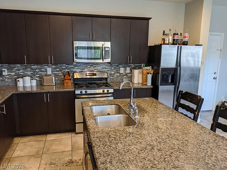 3968 Monaco View Dr — Photo 4