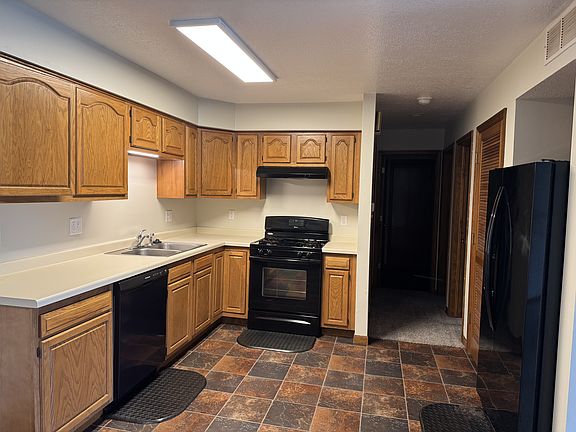 4th image of 630 Double Jack St Unit A