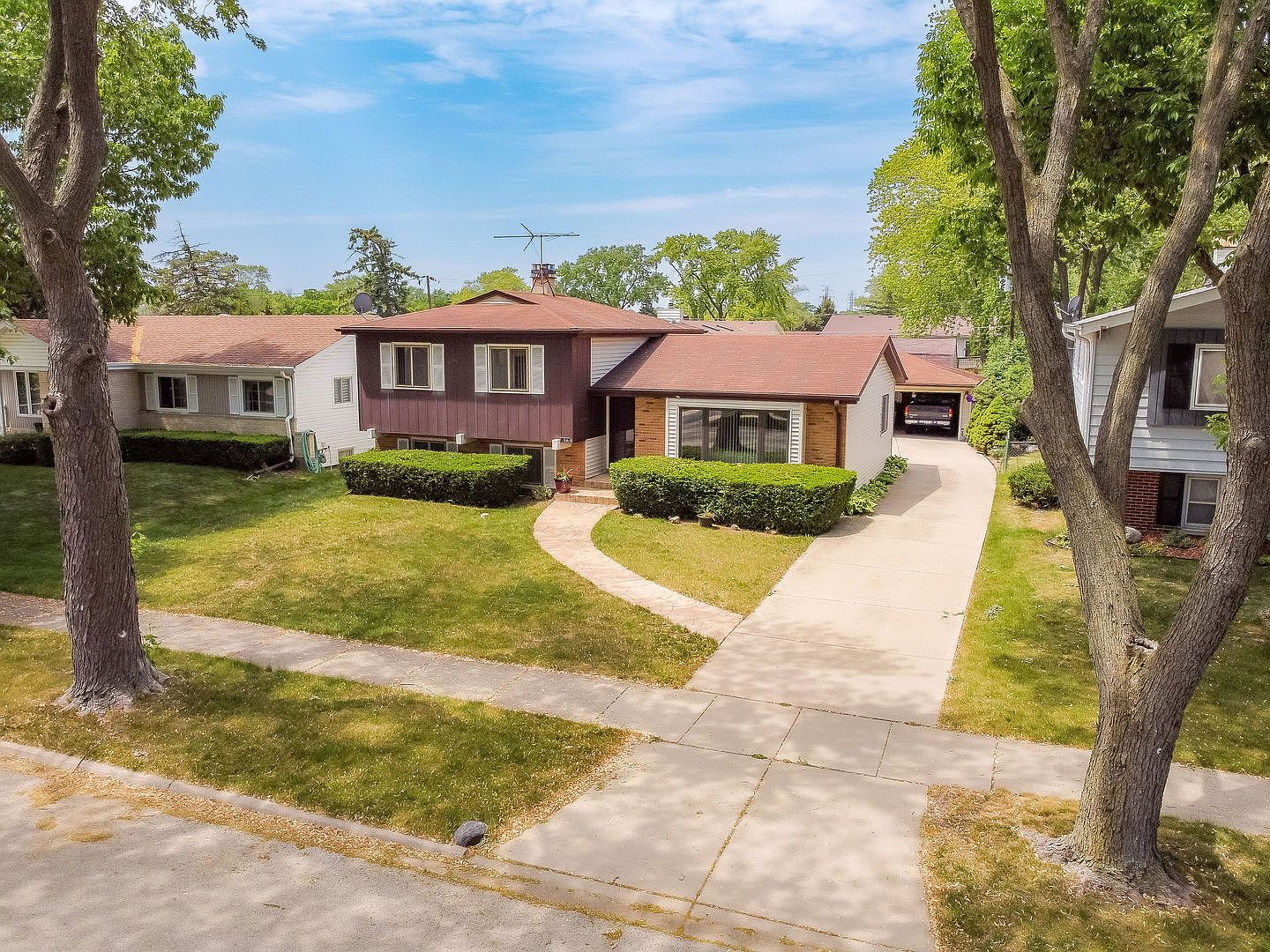 640 S Douglas Ave, Addison, IL 60101 MLS 11803843 Zillow