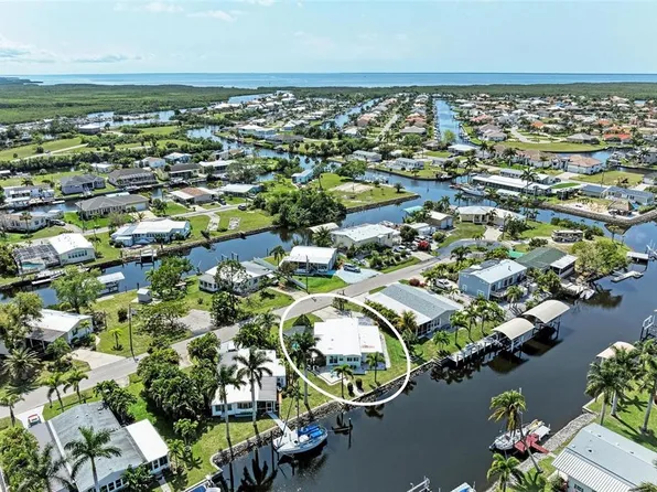 740 Deauville Dr, Punta Gorda, FL 33950