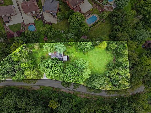 2nd image of 3100 Snowden Rd