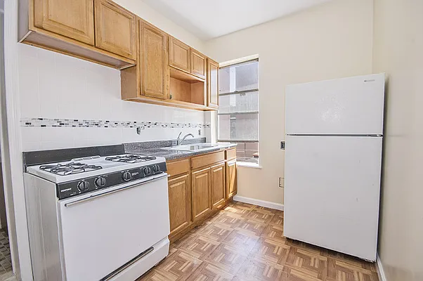 Rented by Level Group | media 16