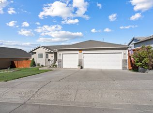 2269 NW Eucalyptus Dr, Hermiston, OR 97838