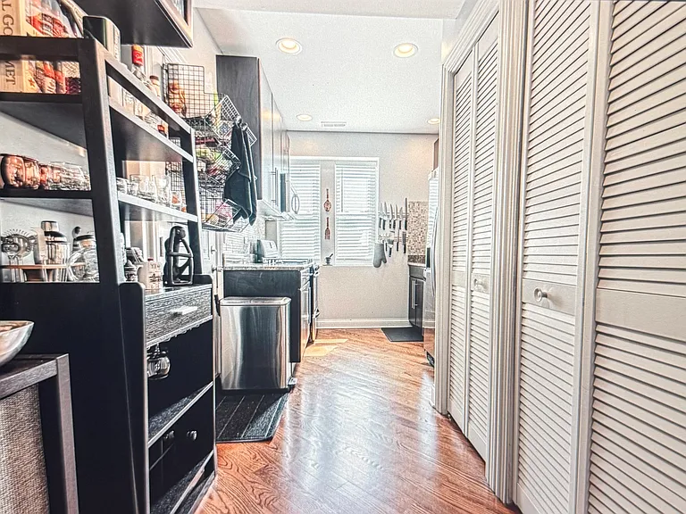 3149 N Drake Ave #2S — Photo 27