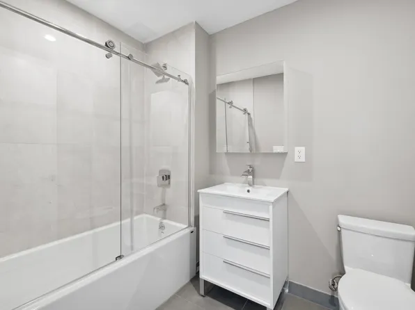 1020 Rogers Avenue image 4 of 6