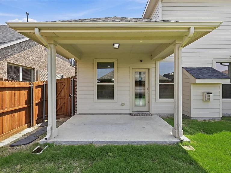 808 Bird Creek Dr — Photo 37