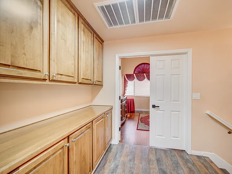 937 Denberry Way — Photo 11
