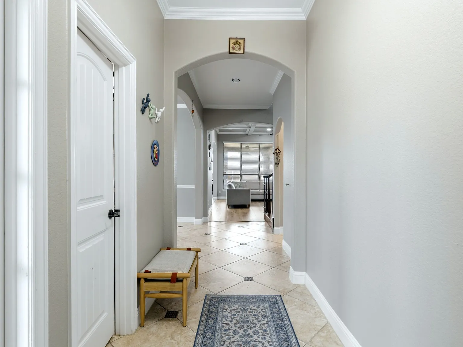 3 bed, 2885 sqft, $3,175 — Photo 3