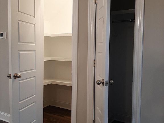 2nd image of 555 Gresham Ln #5B