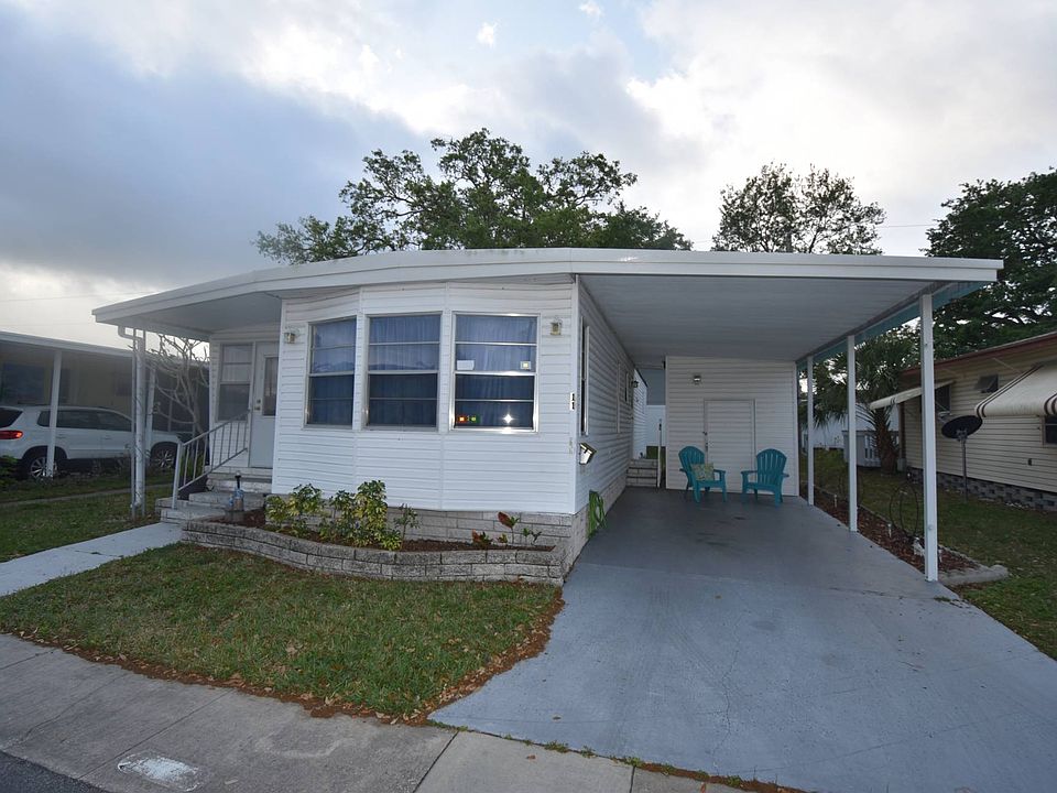 1st image of 11 Beechwood Ln