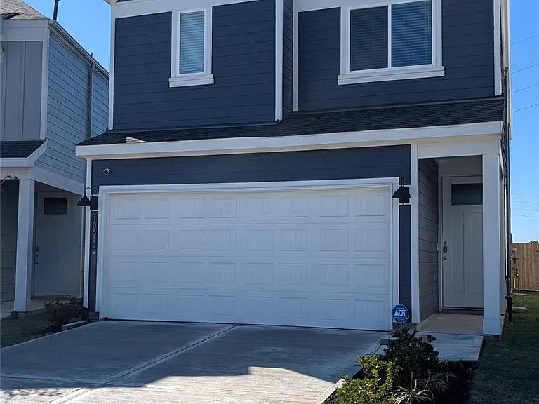 10610 Wellesley Terrace Trl — Photo 3