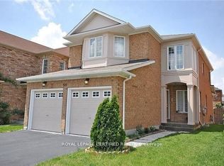 426 Orange Walk Cres, Mississauga, ON L5R0A8