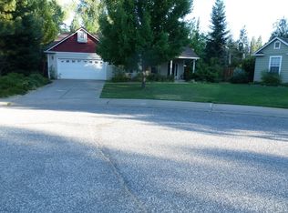 135 Peabody Ct, Grass Valley, CA 95945