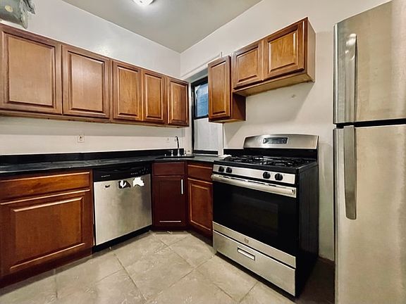 4th image of 505 W 122nd St APT 2