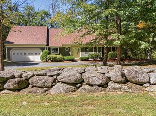 97 Longwood Dr, Grantham, NH 03753