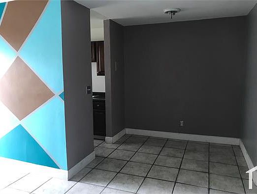 1st image of 734 NW 4th Ave #4