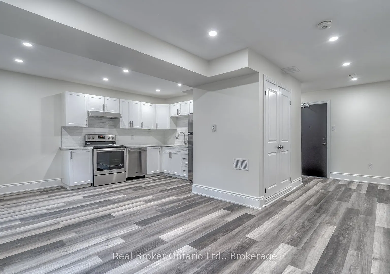 3 bed, $2,250 — Photo 4