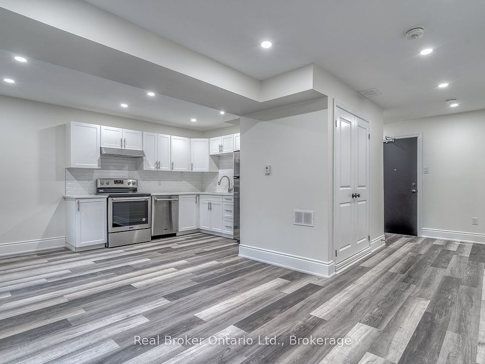 1st image of 220 Caroline St S #1