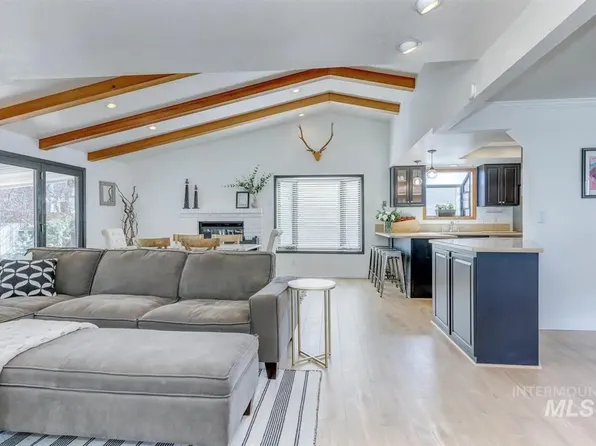 3512 S Brookshore Pl, Boise, ID 83706