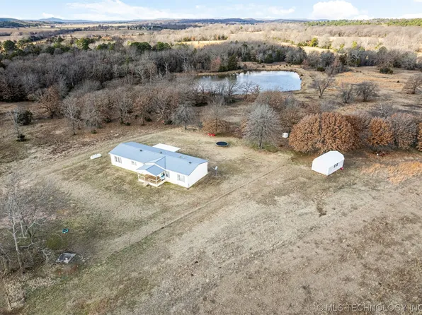 40338 E County Road 1315, McCurtain, OK 74944