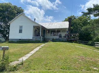 908 Wolf Creek Rd, Spanishburg, WV 25922