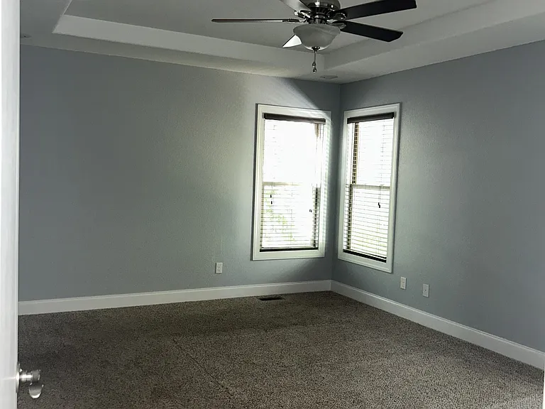 40 Brooks Ln — Photo 21