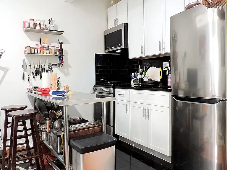 134 Allen St #SEVEN — Photo 2